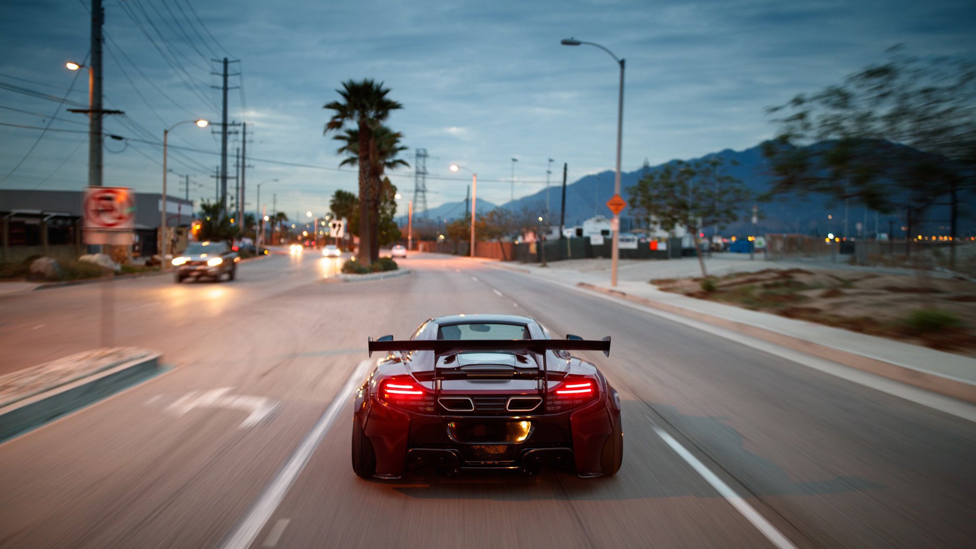 九游娱乐官网 (jiuyou)-门将出球方式是否直接连接全队防守反击效率，门将出球方式是否直接连接全队防守反击效率最高的